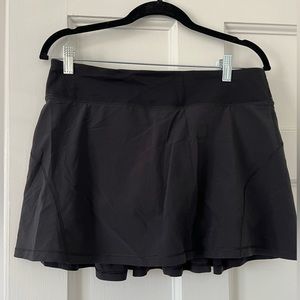 Lululemon circuit breaker skirt- Size 8 LONG version